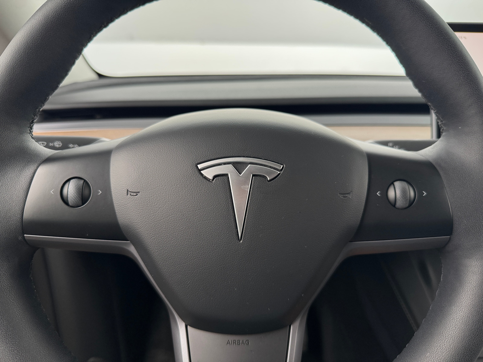 Thumbnail: 2023 Tesla Model Y - 4