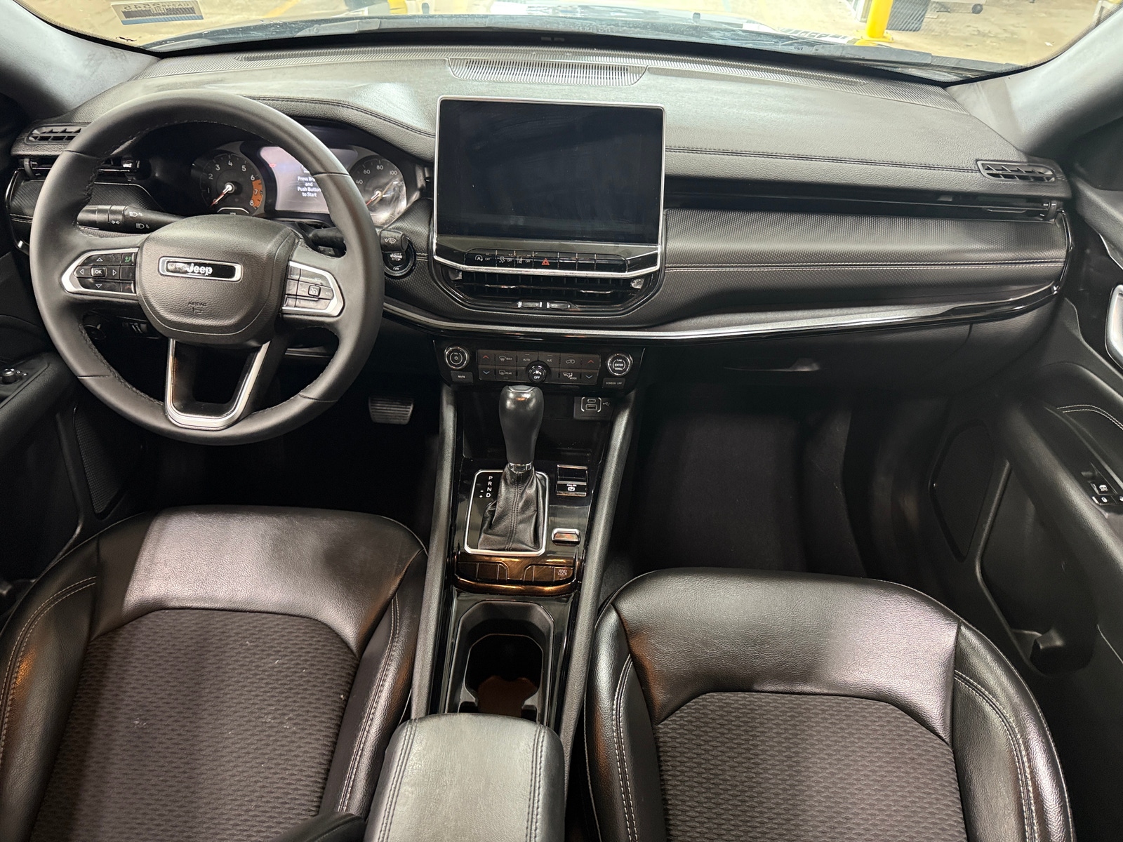 Thumbnail: 2023 Jeep Compass - 3