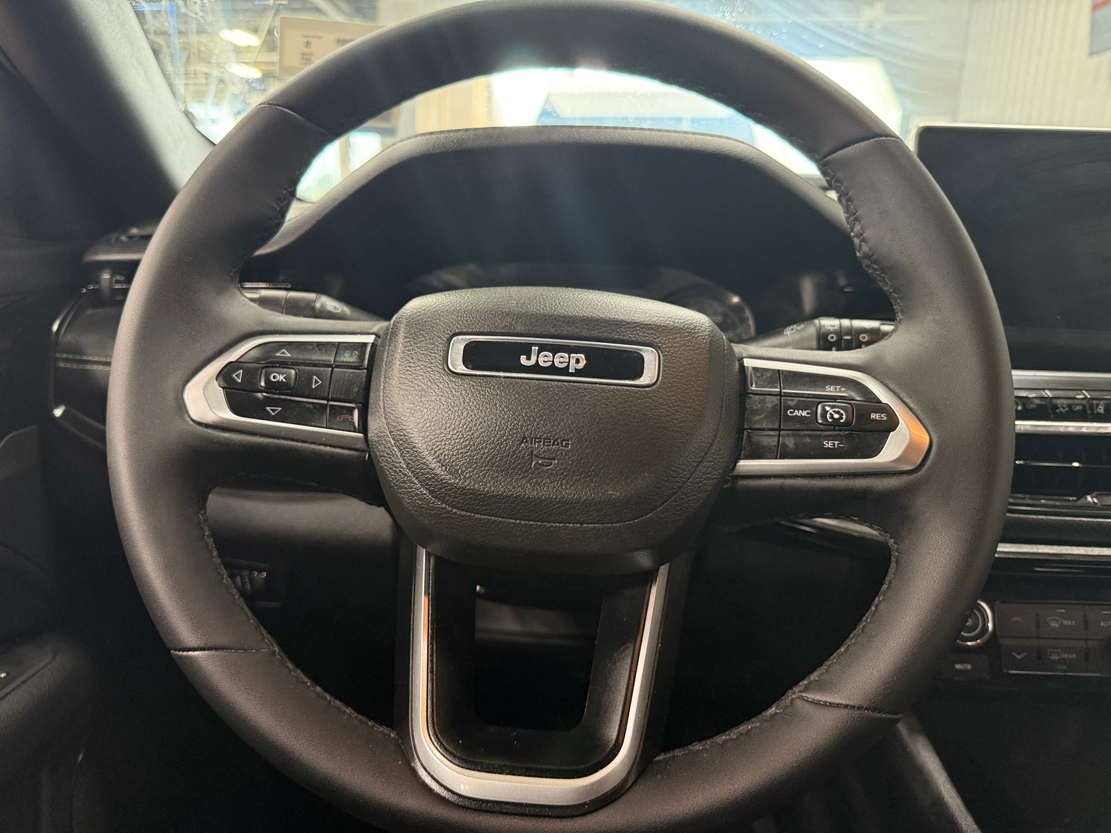 Thumbnail: 2023 Jeep Compass - 5