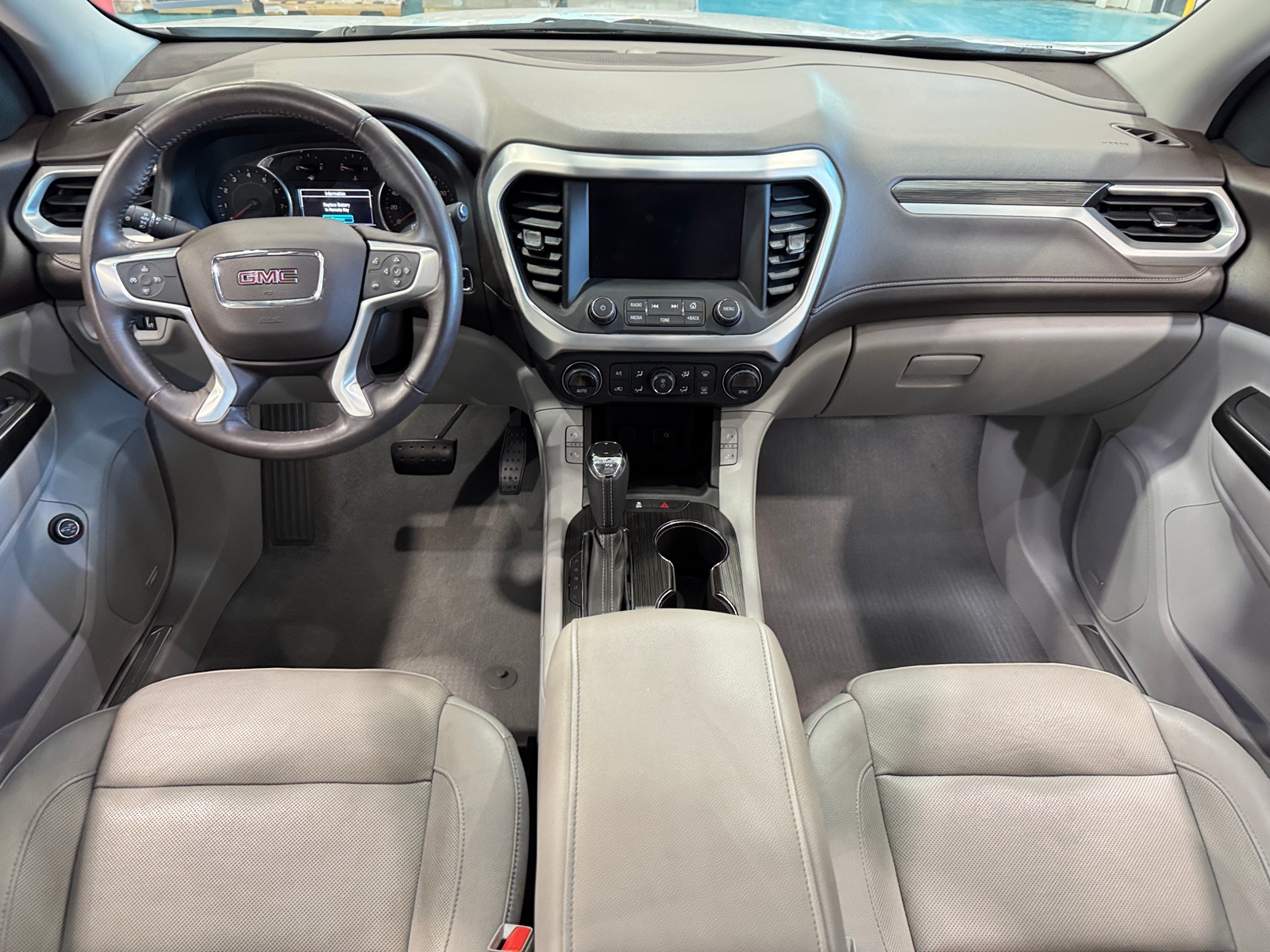 Thumbnail: 2018 GMC Acadia - 2