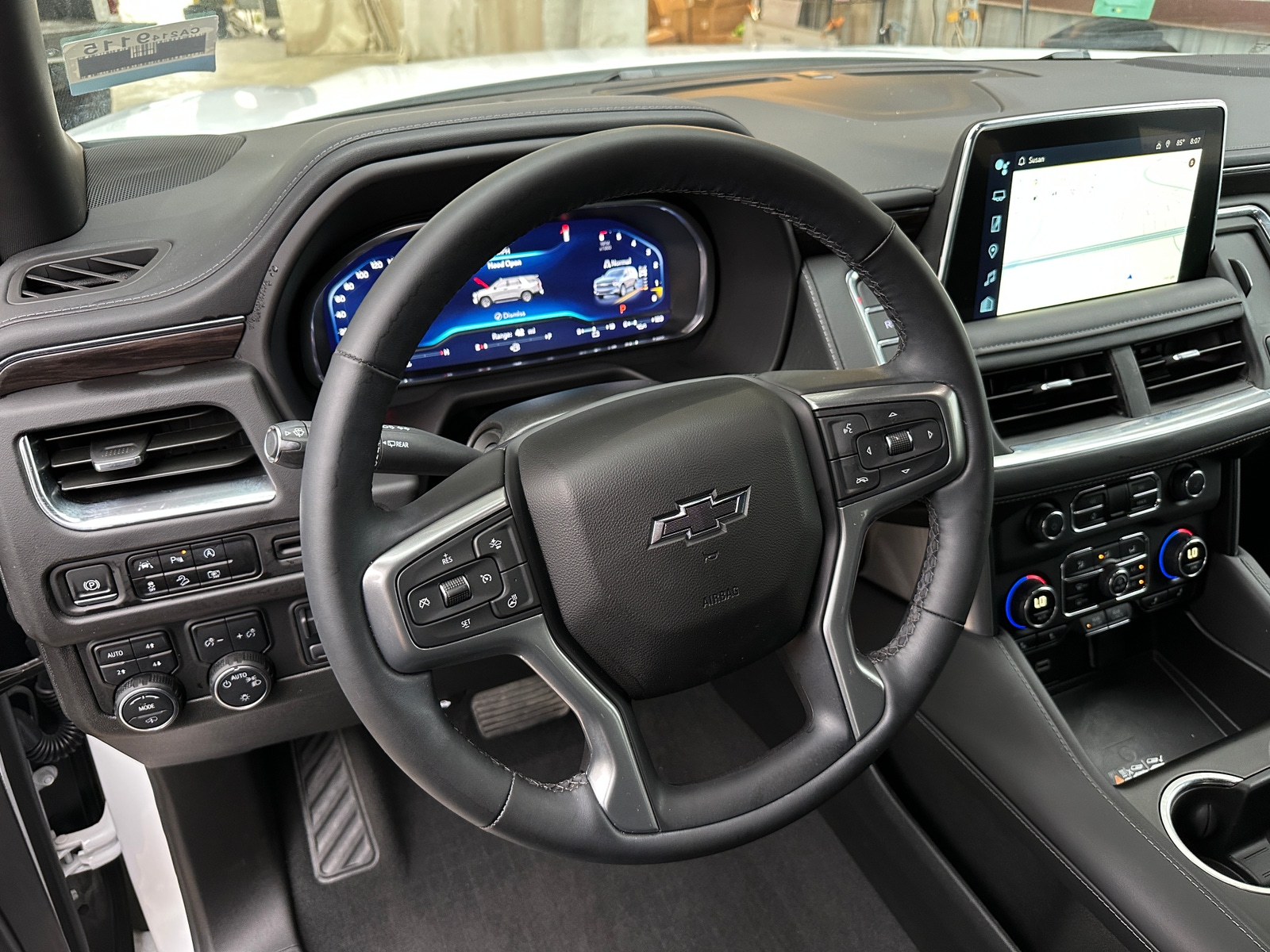 Thumbnail: 2024 Chevrolet Tahoe - 4
