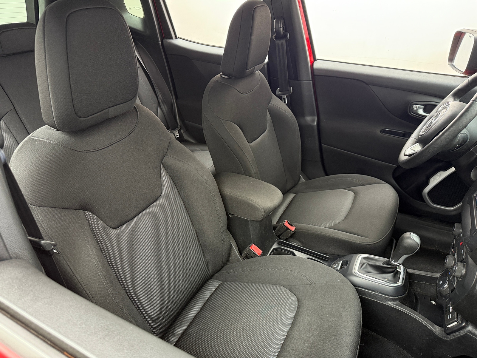 Thumbnail: 2019 Jeep Renegade - 2