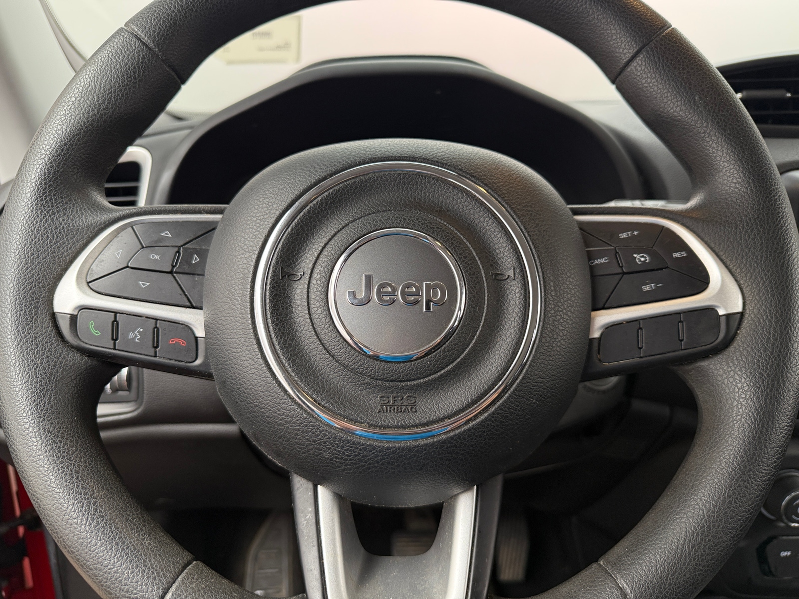 Thumbnail: 2019 Jeep Renegade - 5