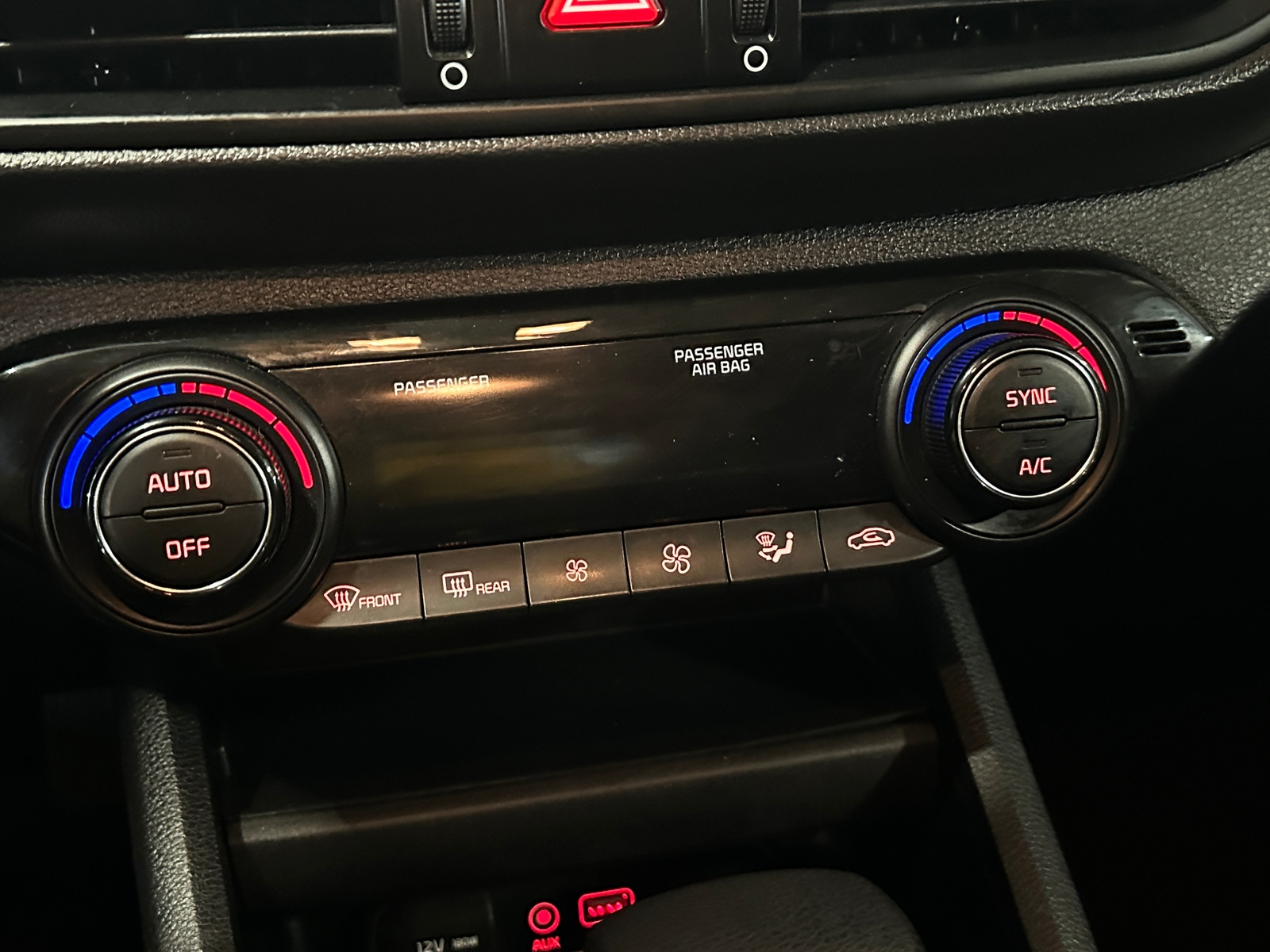 Thumbnail: 2019 Kia Forte - 4