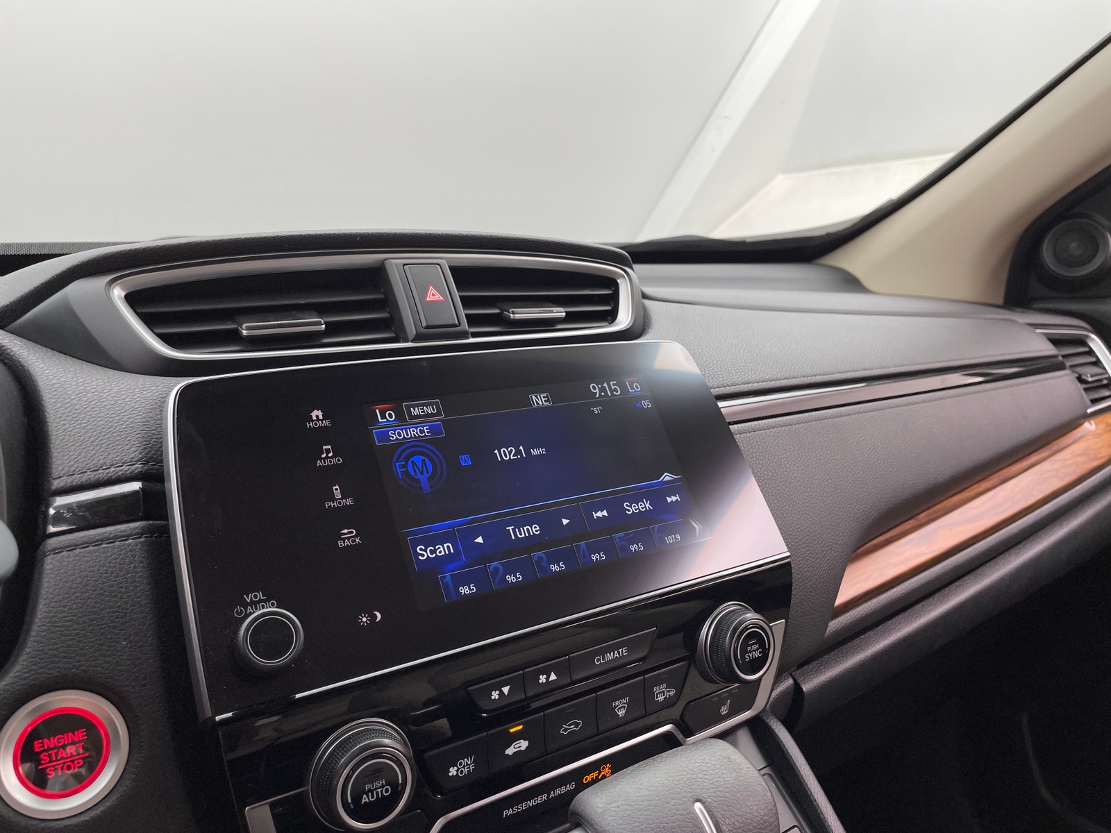 Thumbnail: 2017 Honda CR-V - 4
