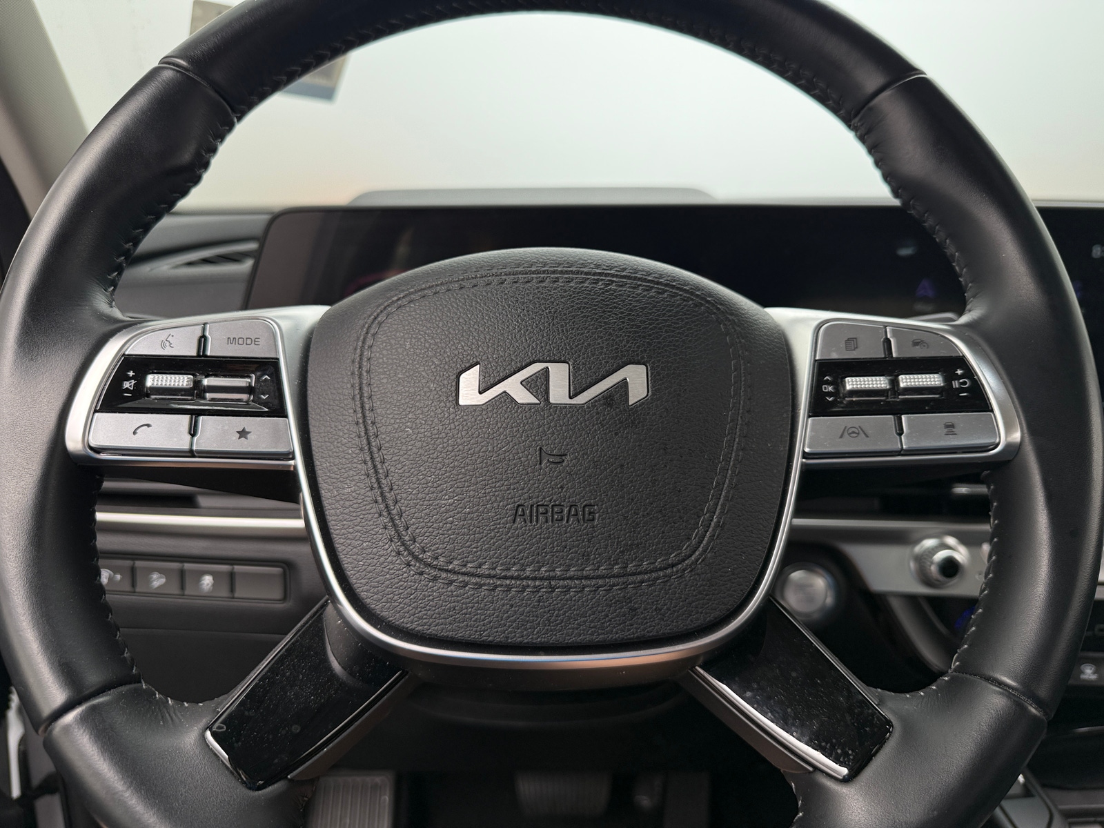 Thumbnail: 2024 Kia Telluride - 4