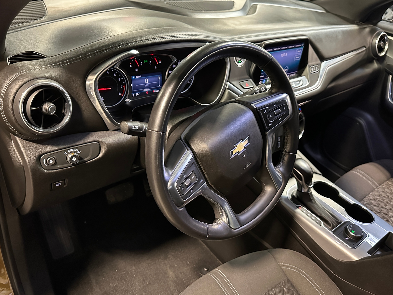 Thumbnail: 2019 Chevrolet Blazer - 3