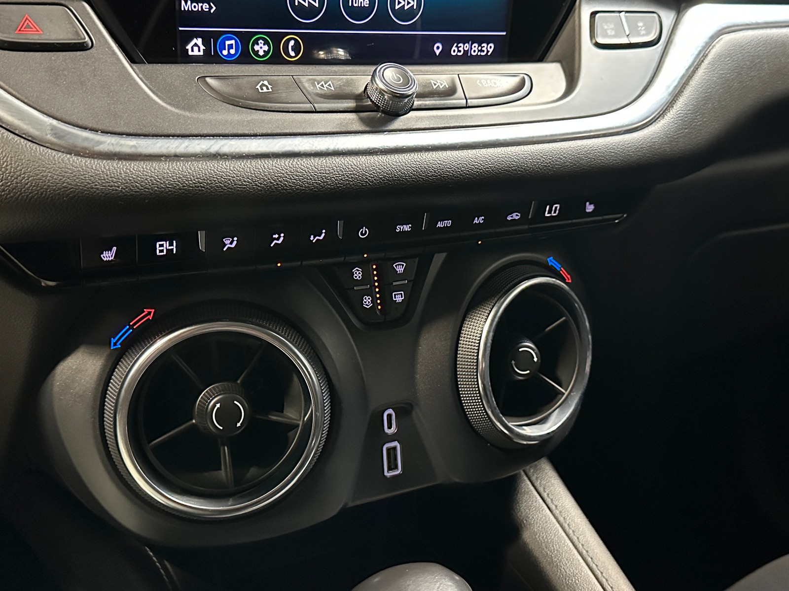 Thumbnail: 2019 Chevrolet Blazer - 4