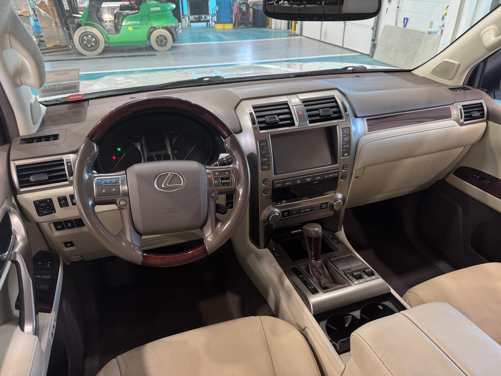 Thumbnail: 2017 Lexus GX - 2