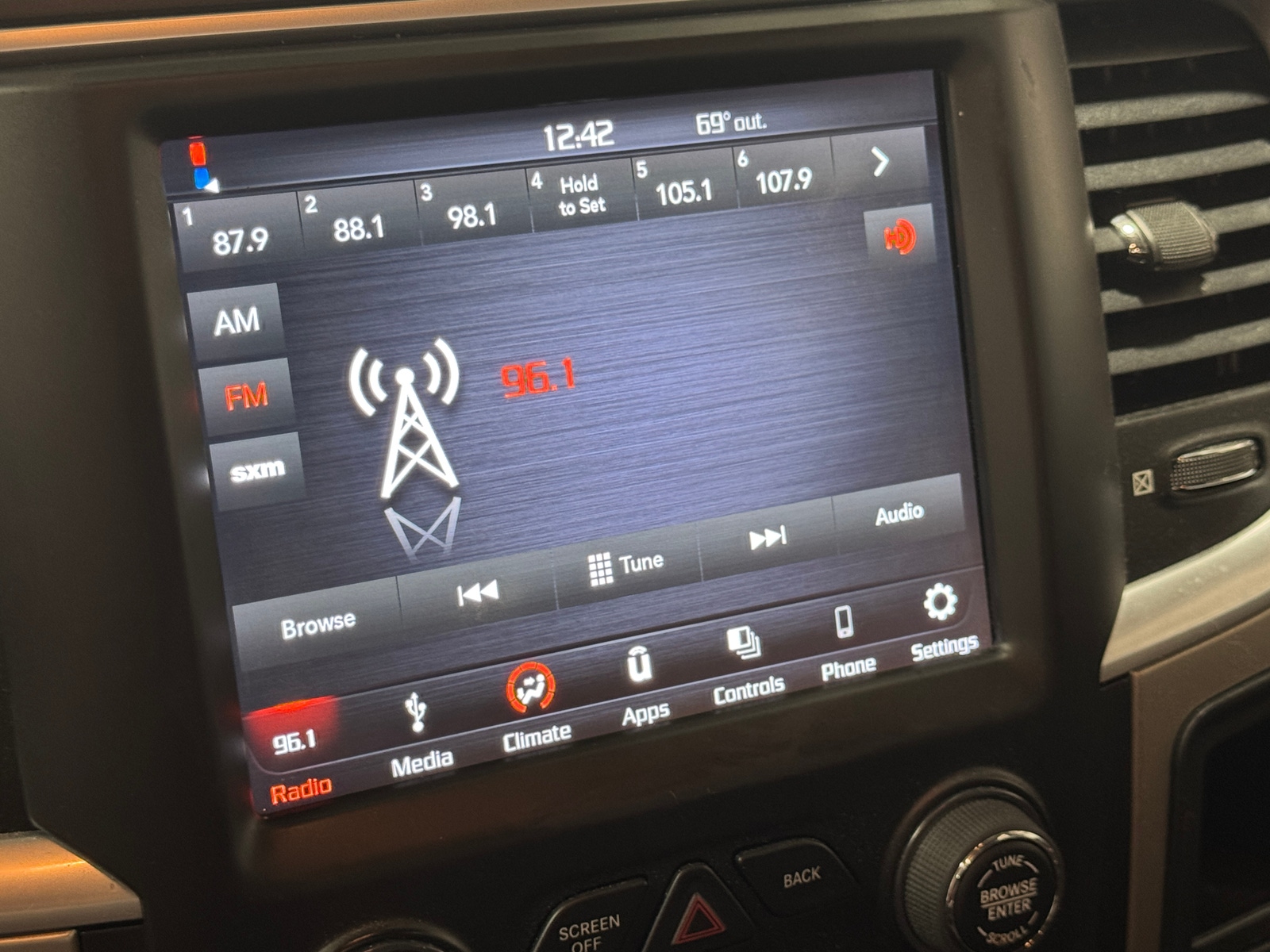 Thumbnail: 2018 RAM 1500 - 4
