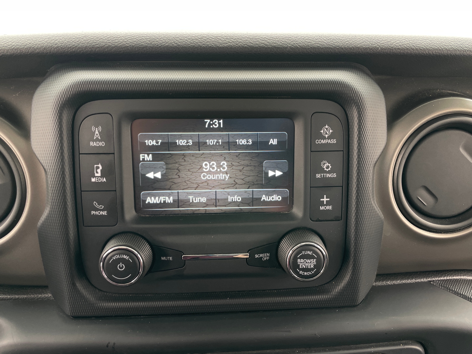 Thumbnail: 2018 Jeep Wrangler - 4