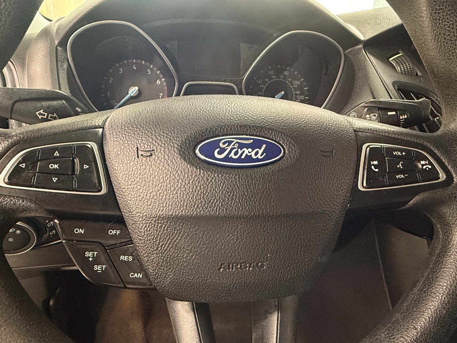 Thumbnail: 2017 Ford Focus - 5