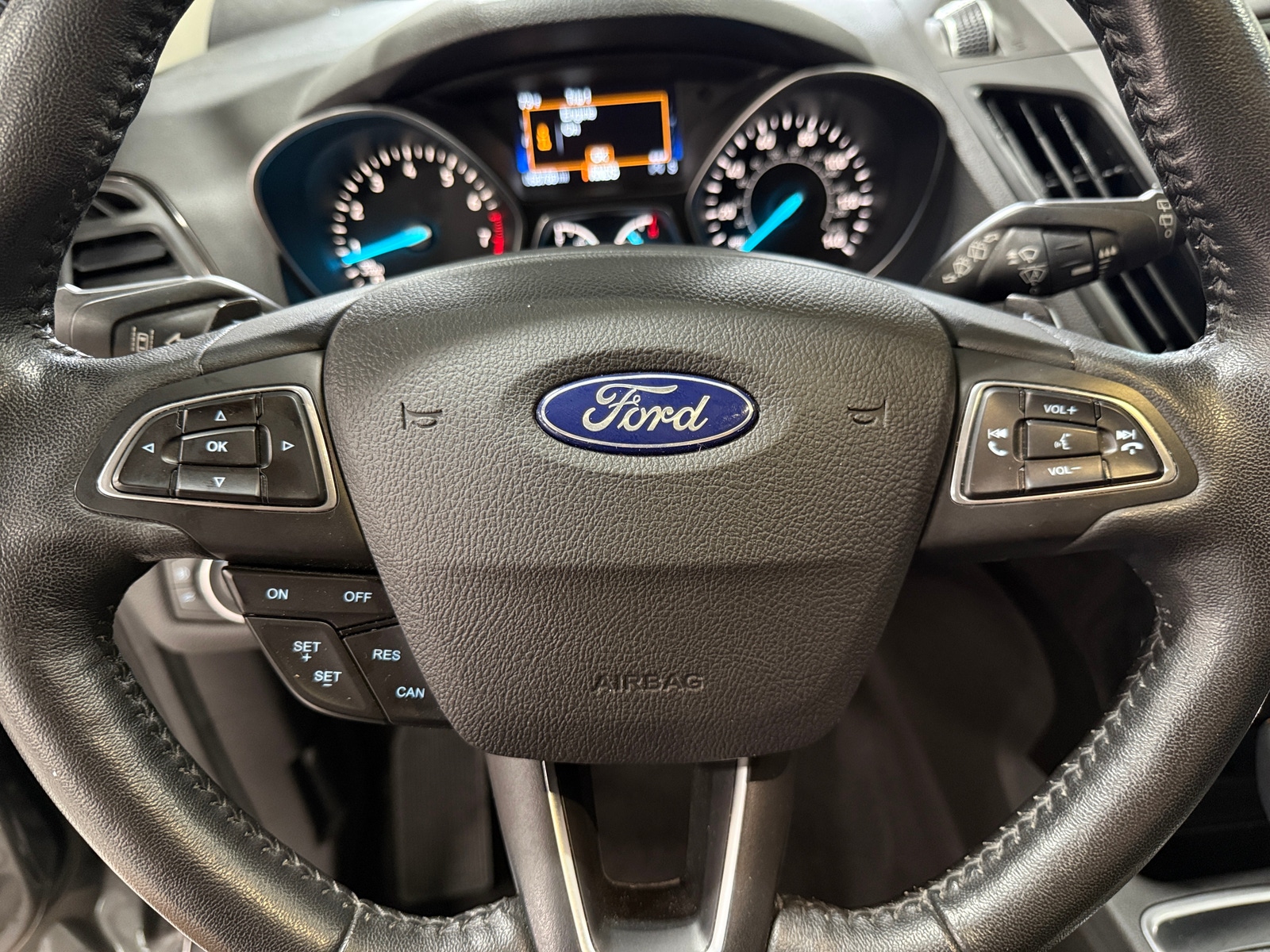 Thumbnail: 2017 Ford Escape - 4