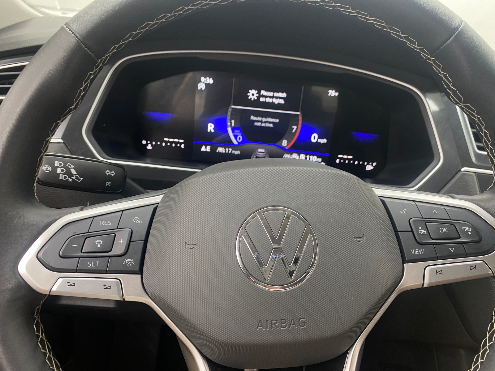 Thumbnail: 2024 Volkswagen Tiguan - 4