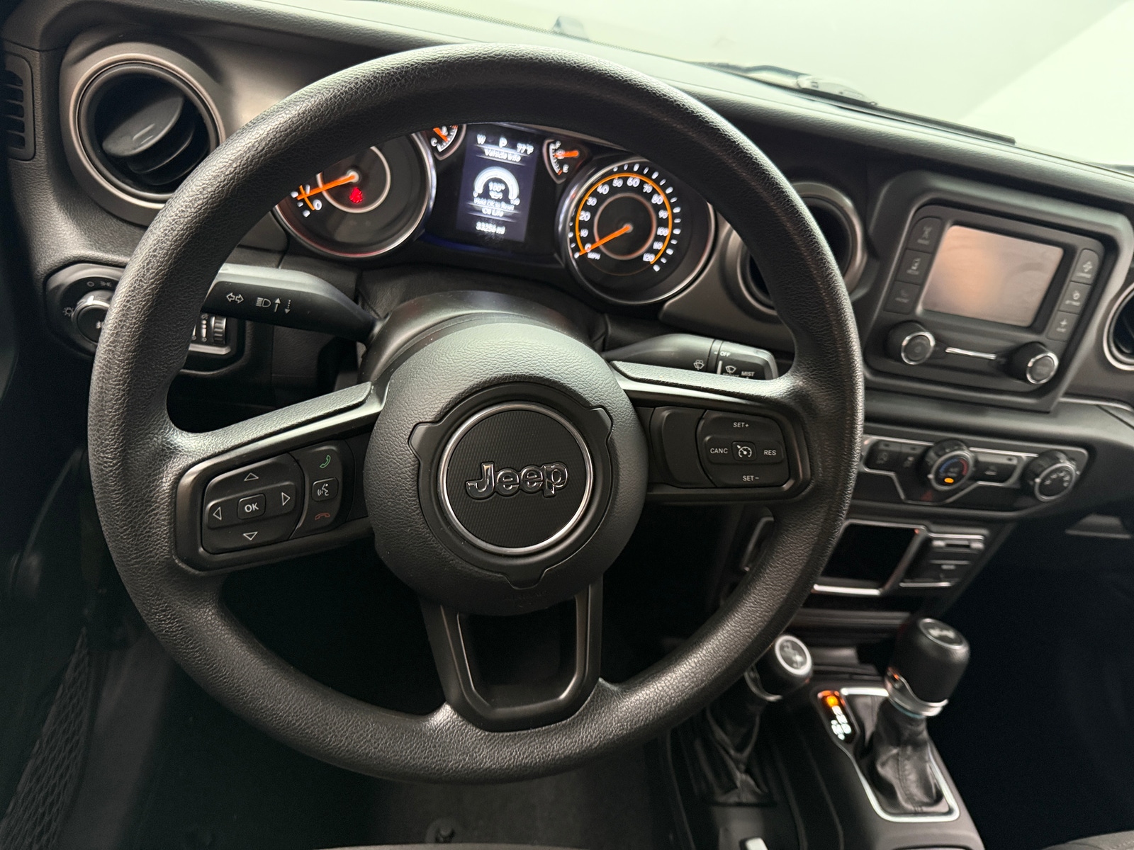 Thumbnail: 2021 Jeep Wrangler - 5