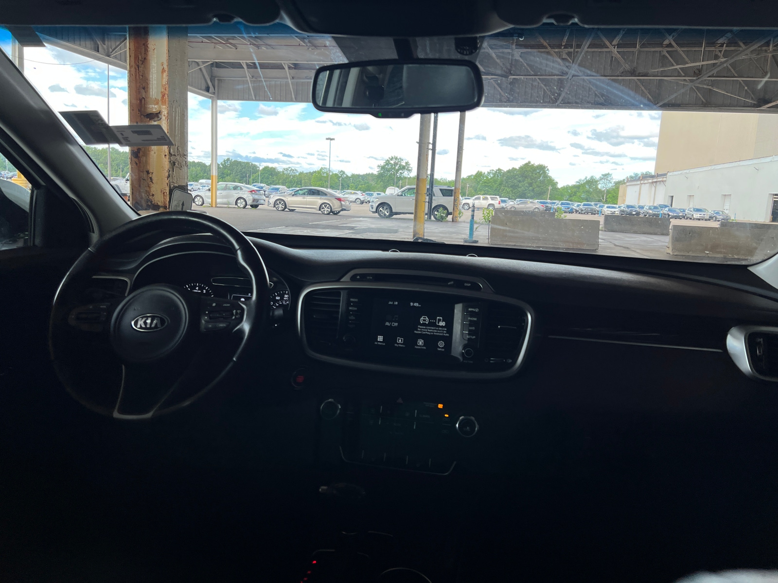 Thumbnail: 2017 Kia Sorento - 2