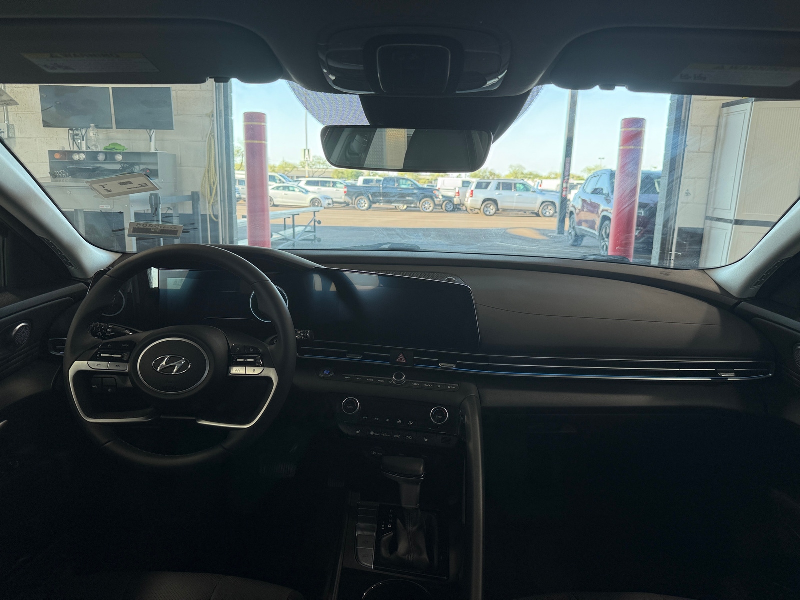 Thumbnail: 2023 Hyundai Elantra - 2