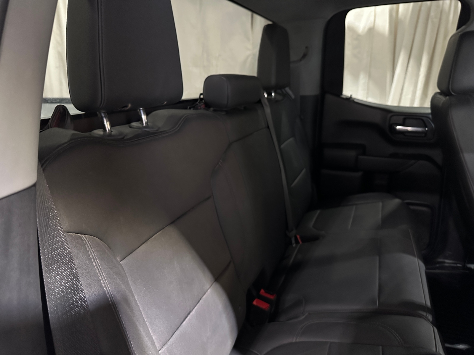 Thumbnail: 2022 Chevrolet Silverado 1500 - 5
