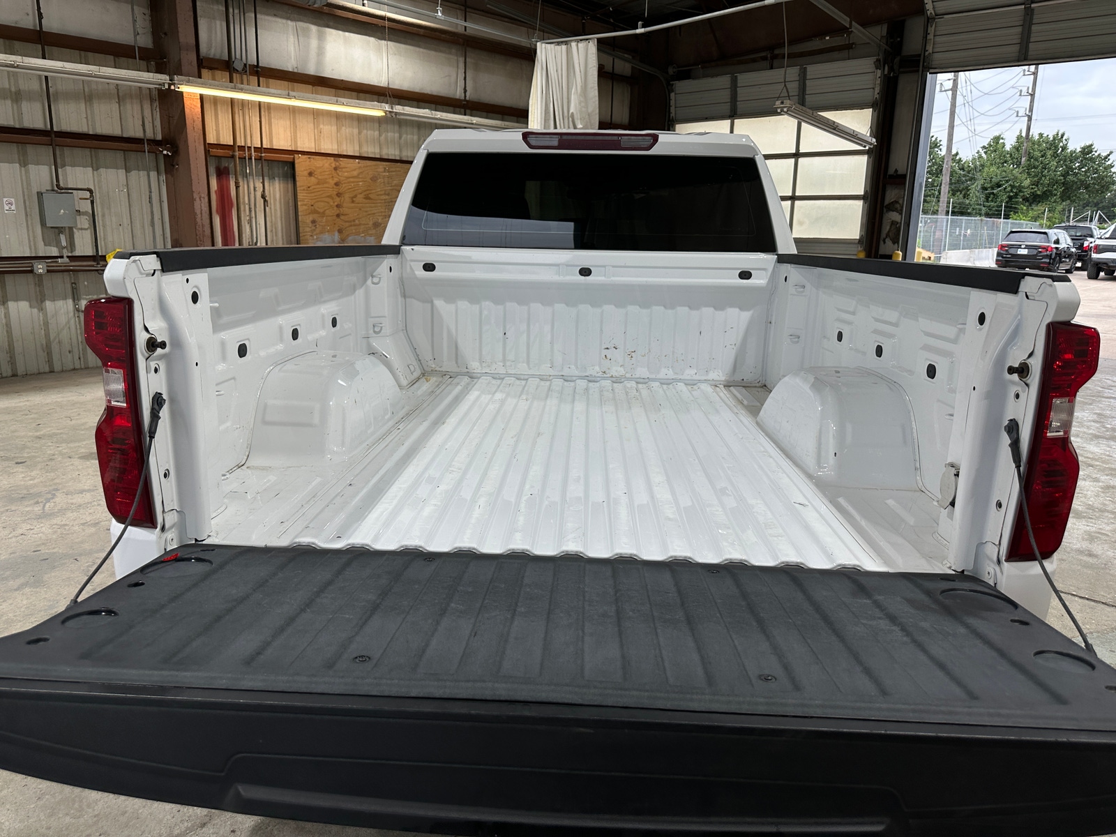 Thumbnail: 2022 Chevrolet Silverado 1500 - 6