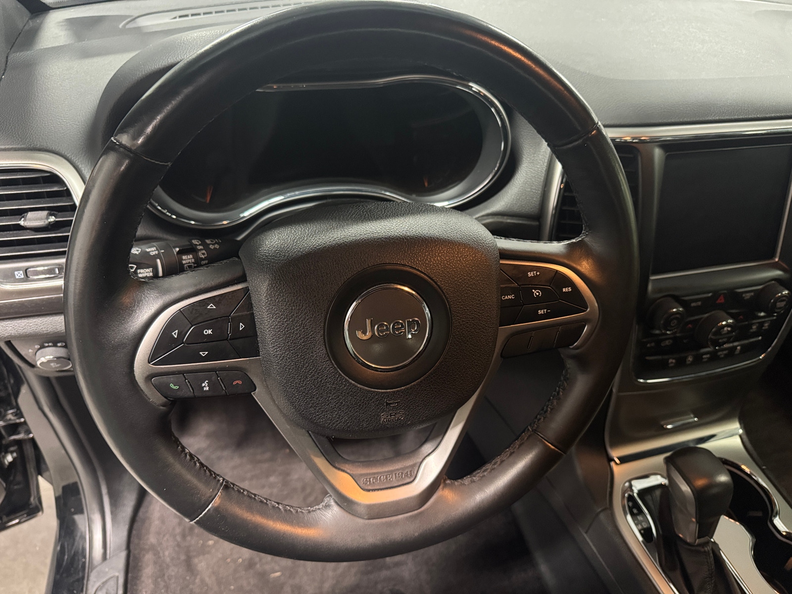 Thumbnail: 2018 Jeep Grand Cherokee - 5
