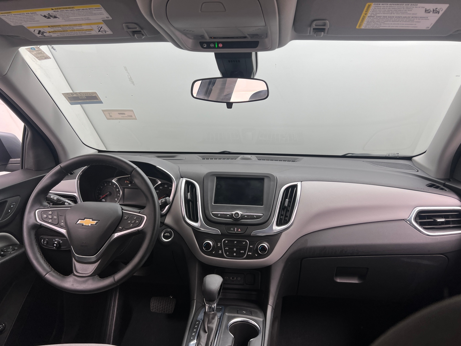 Thumbnail: 2023 Chevrolet Equinox - 3