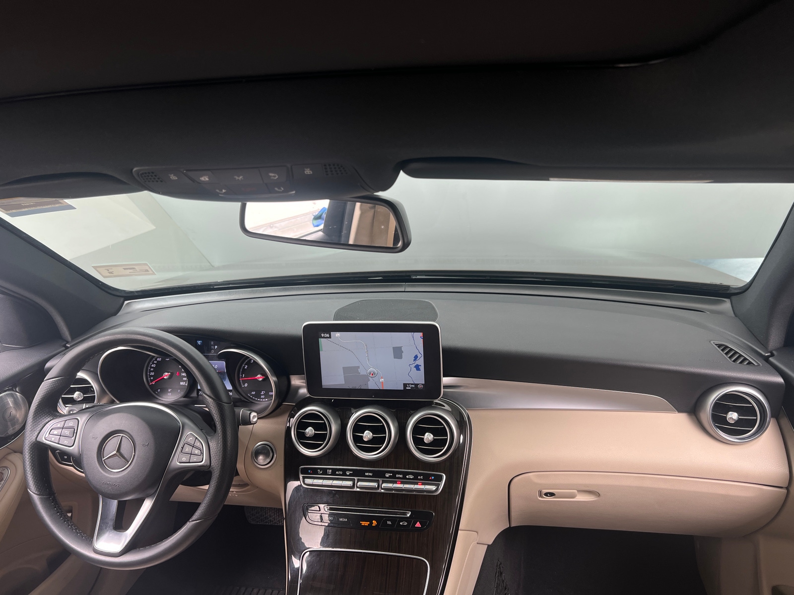 Thumbnail: 2017 Mercedes-Benz GLC - 2