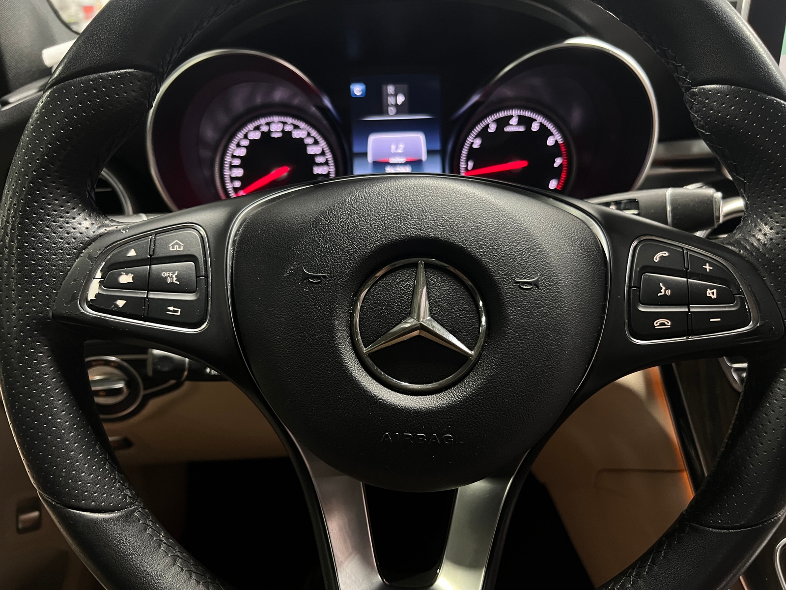 Thumbnail: 2017 Mercedes-Benz GLC - 4