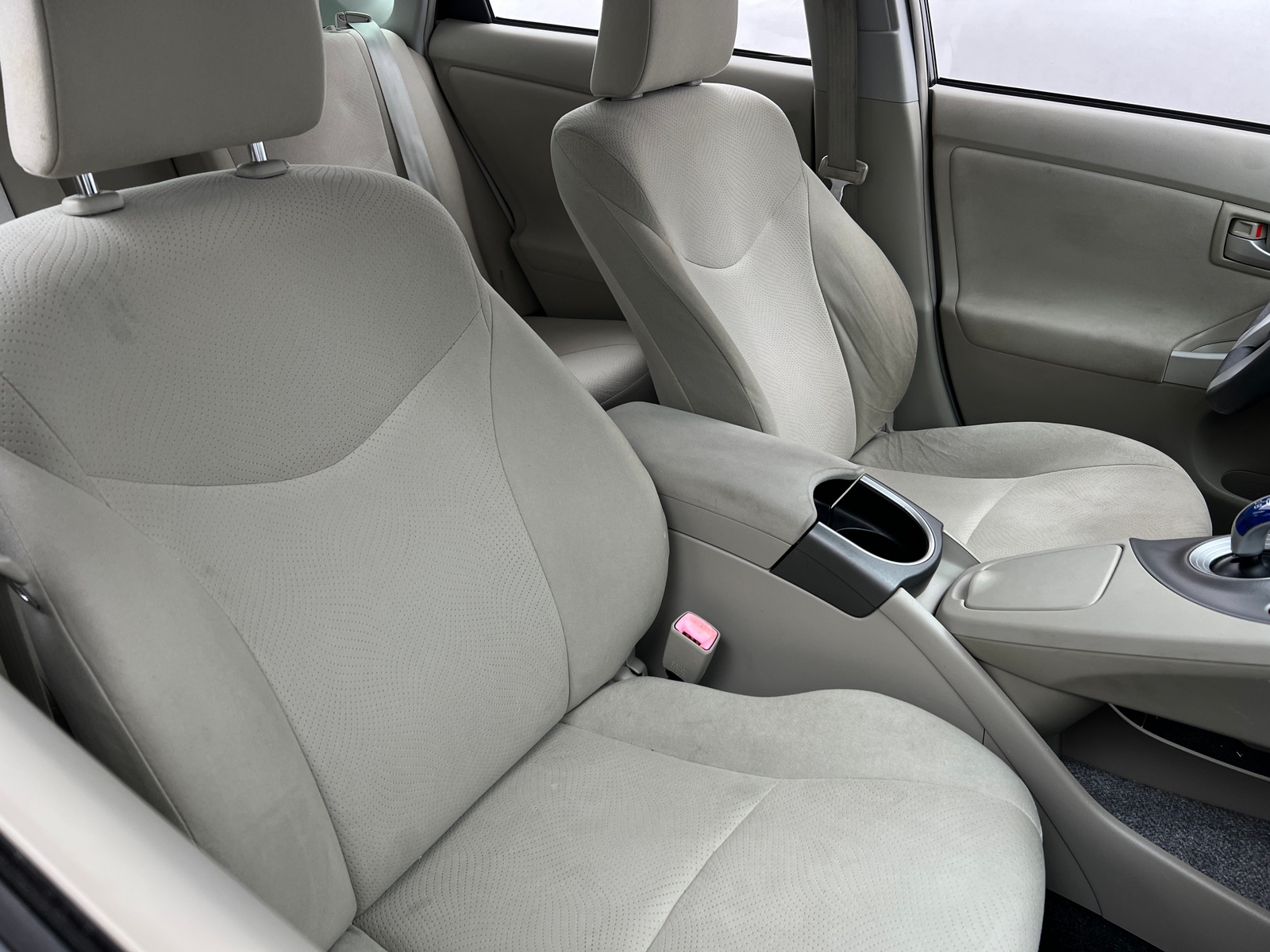 Thumbnail: 2013 Toyota Prius - 2