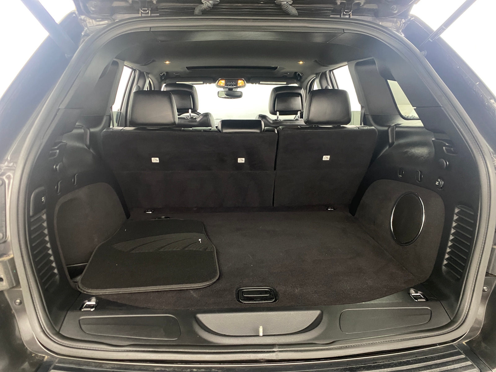 Thumbnail: 2019 Jeep Grand Cherokee - 6