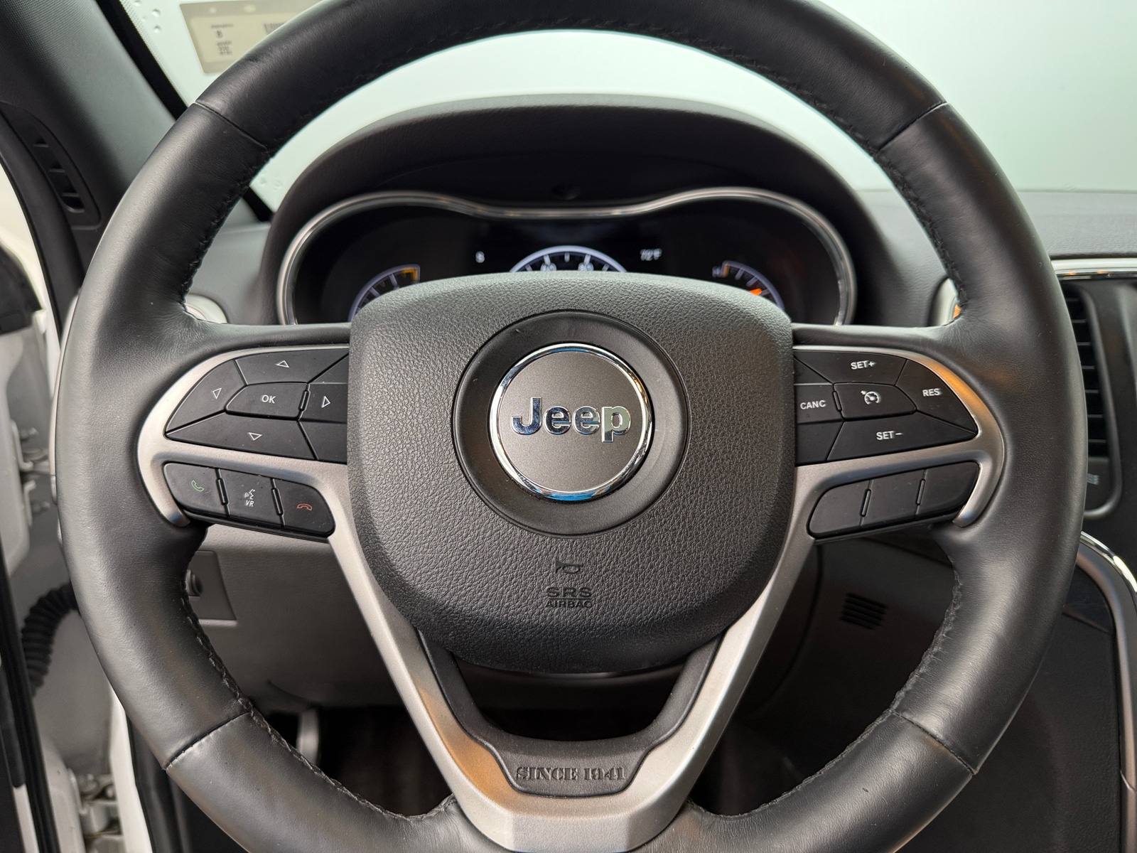 Thumbnail: 2018 Jeep Grand Cherokee - 4