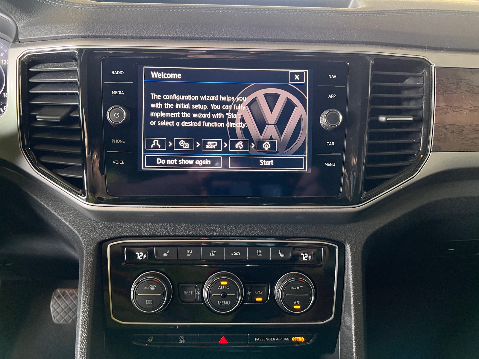 Thumbnail: 2019 Volkswagen Atlas - 3
