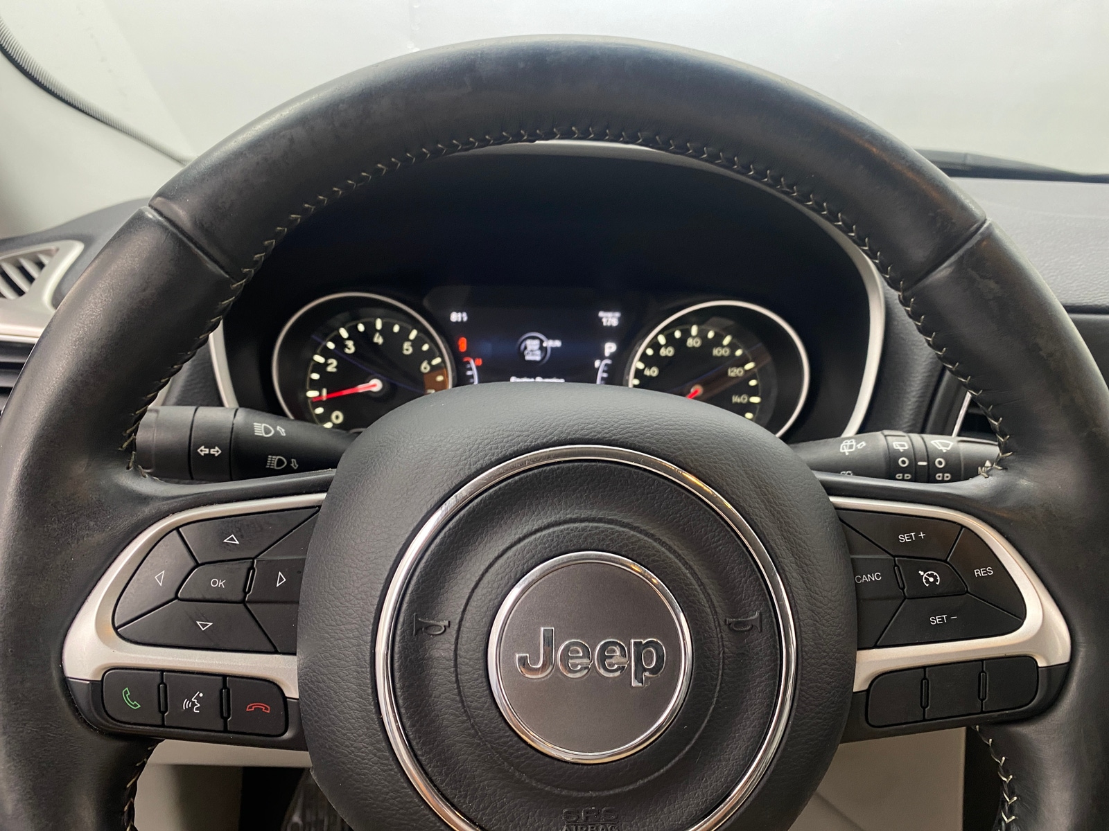 Thumbnail: 2017 Jeep Compass - 5