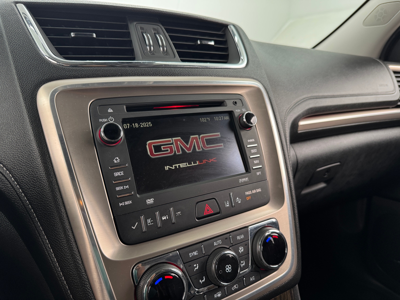 Thumbnail: 2016 GMC Acadia - 3