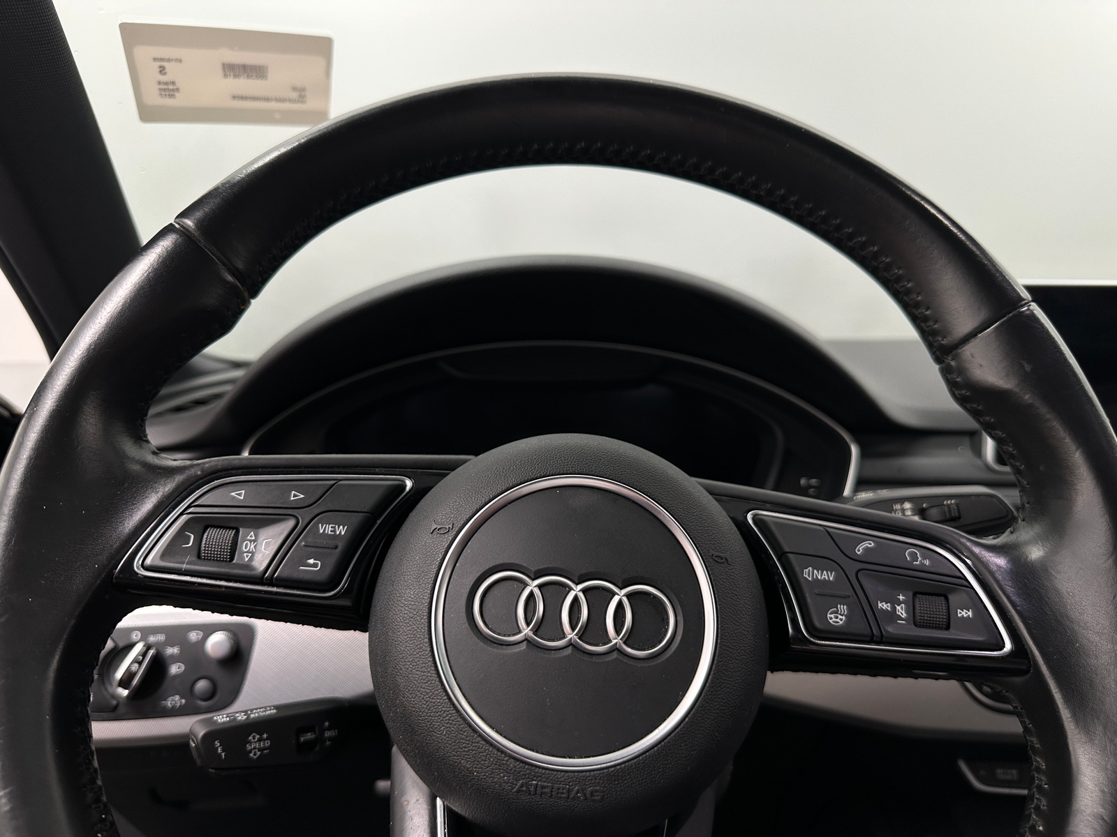 Thumbnail: 2017 Audi A4 - 4