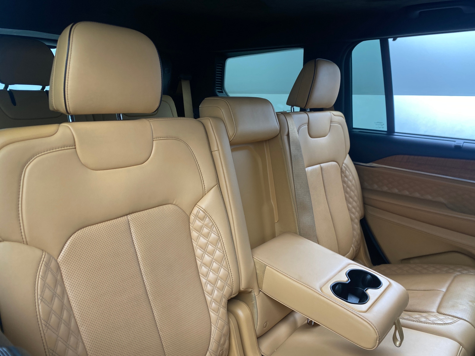 Thumbnail: 2022 Jeep Grand Cherokee L - 5