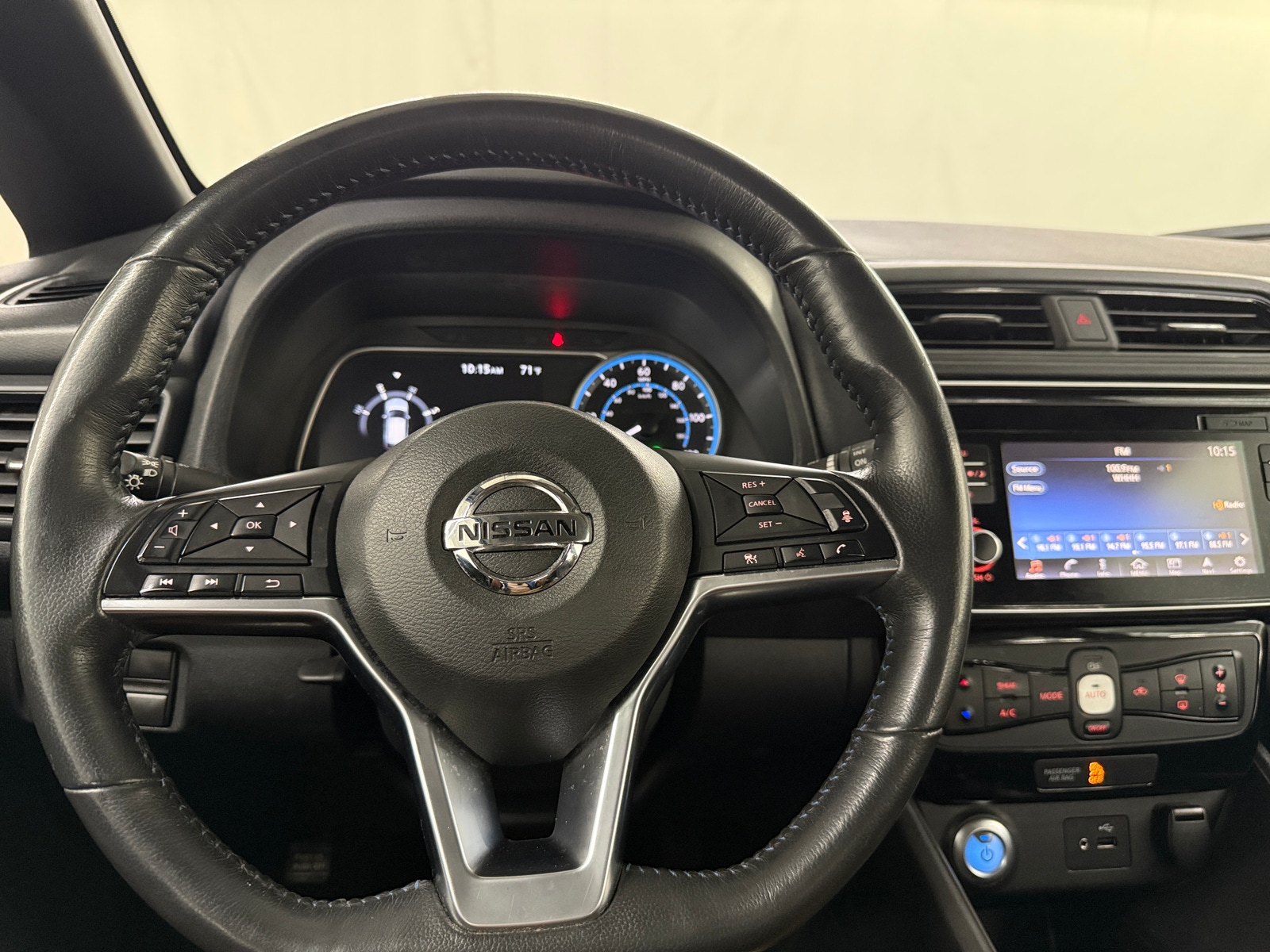 Thumbnail: 2019 Nissan Leaf - 5