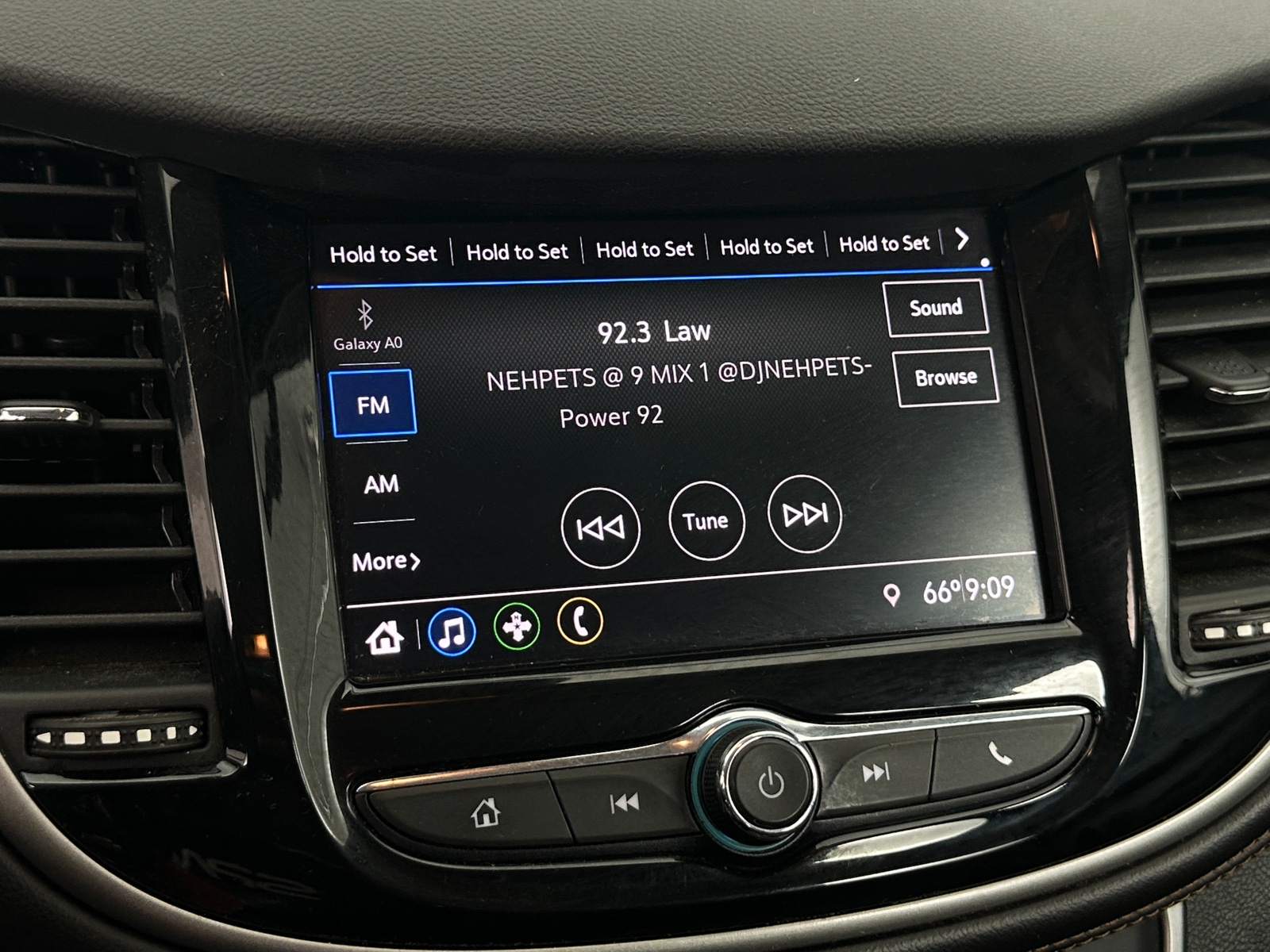 Thumbnail: 2020 Chevrolet Trax - 4