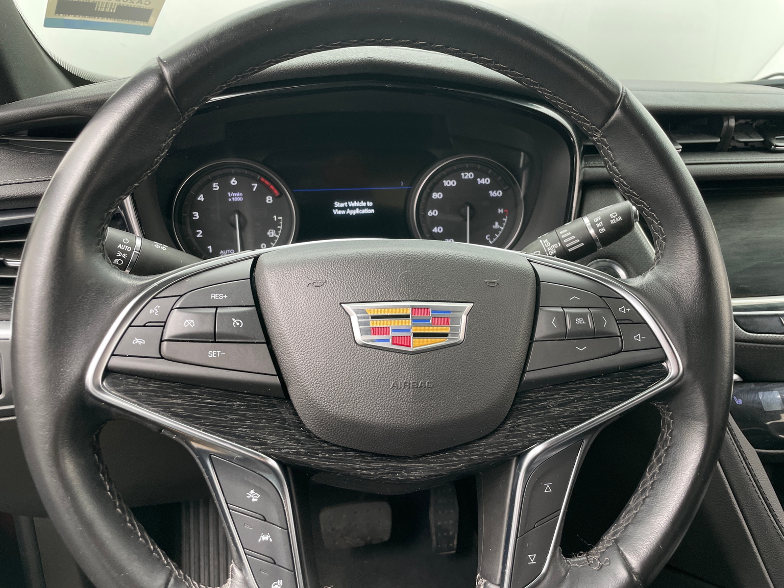 Thumbnail: 2022 Cadillac XT5 - 4