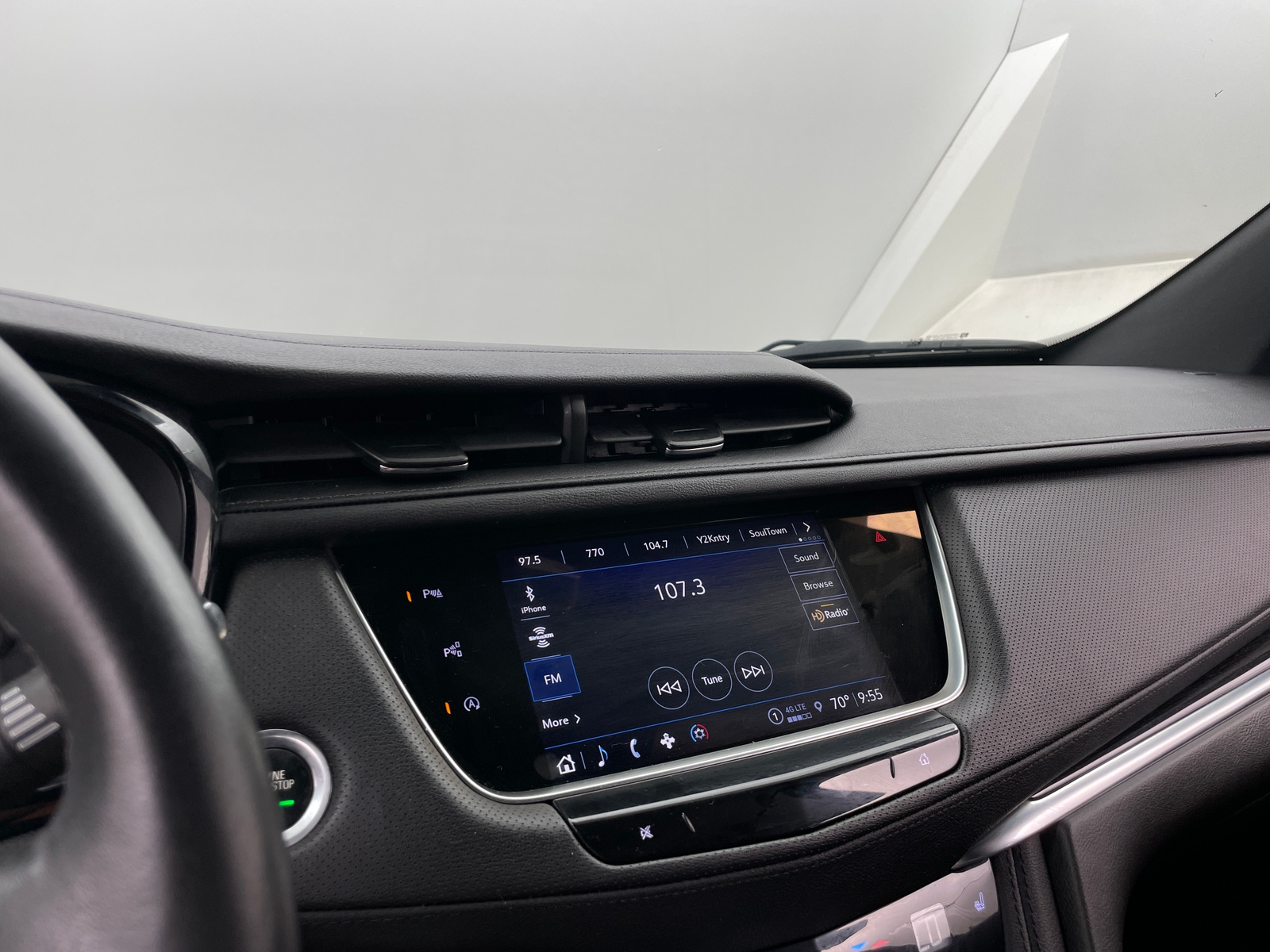 Thumbnail: 2022 Cadillac XT5 - 3