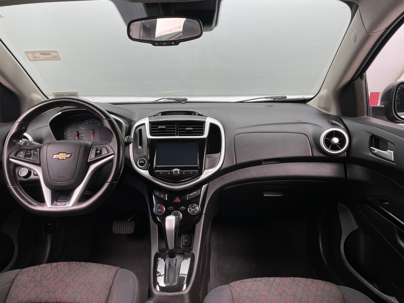 Thumbnail: 2017 Chevrolet Sonic - 3