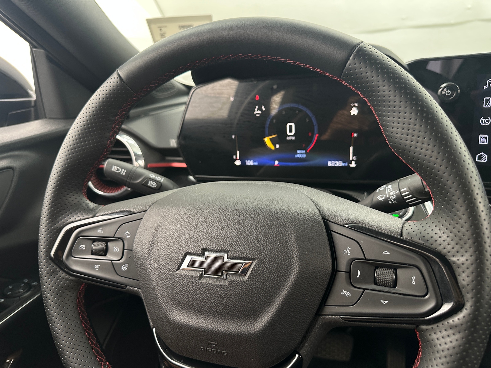 Thumbnail: 2025 Chevrolet Trax - 5