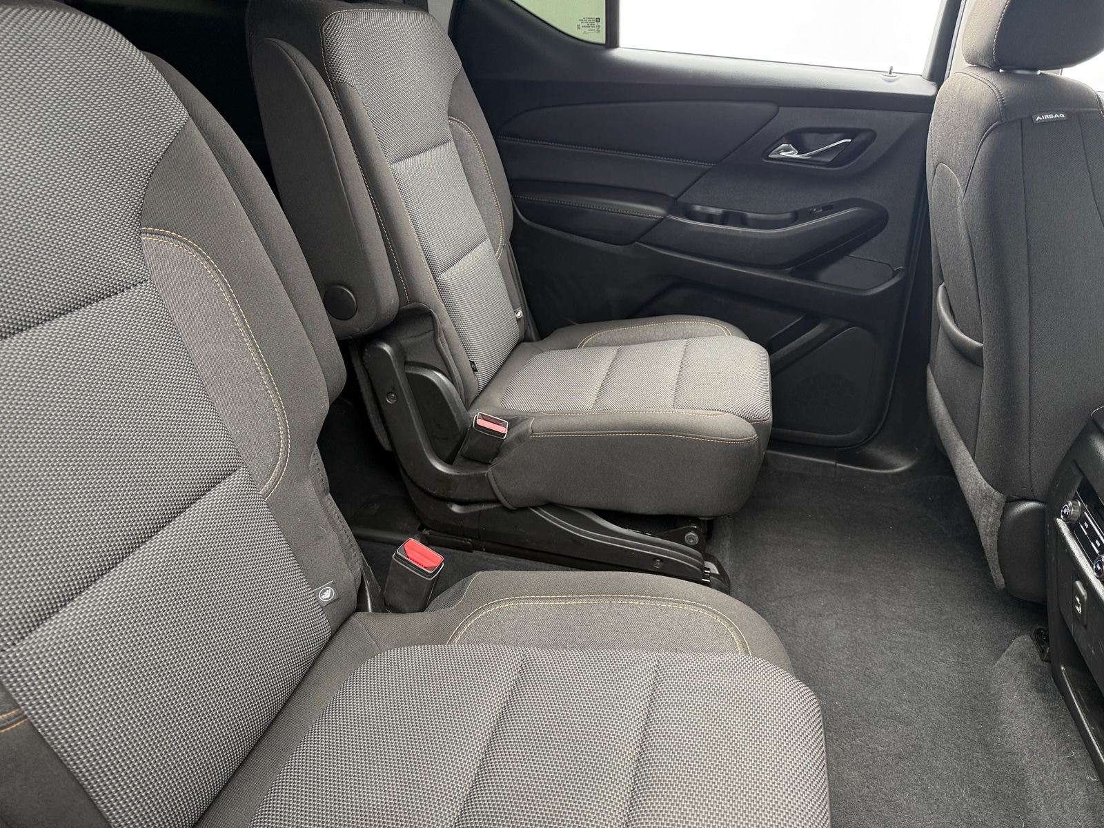 Thumbnail: 2021 Chevrolet Traverse - 6