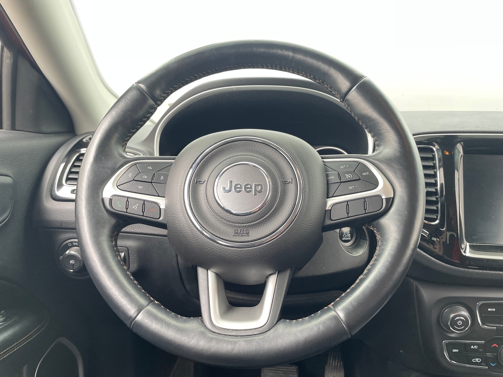 Thumbnail: 2018 Jeep Compass - 4