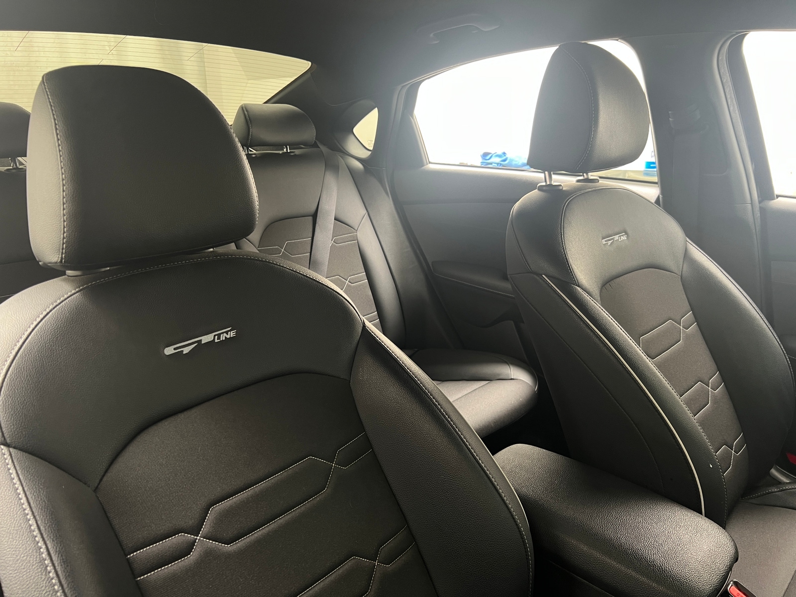 Thumbnail: 2022 Kia Forte - 2