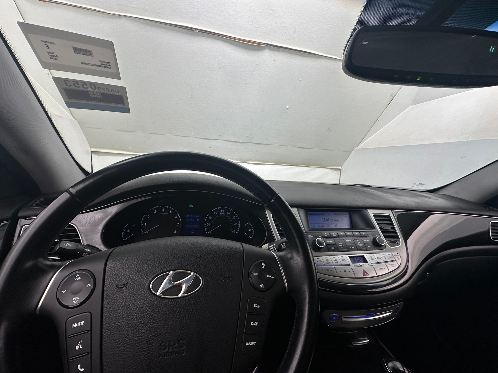 Thumbnail: 2014 Hyundai Genesis - 2