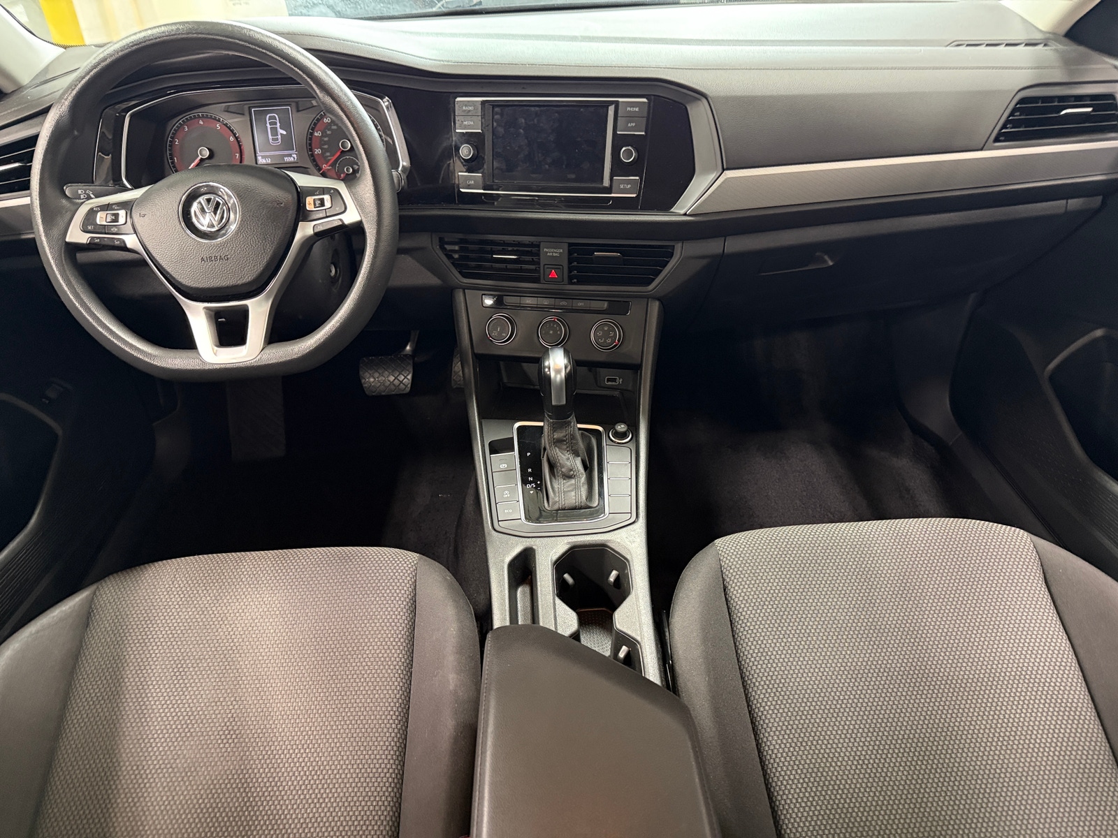 Thumbnail: 2019 Volkswagen Jetta - 3