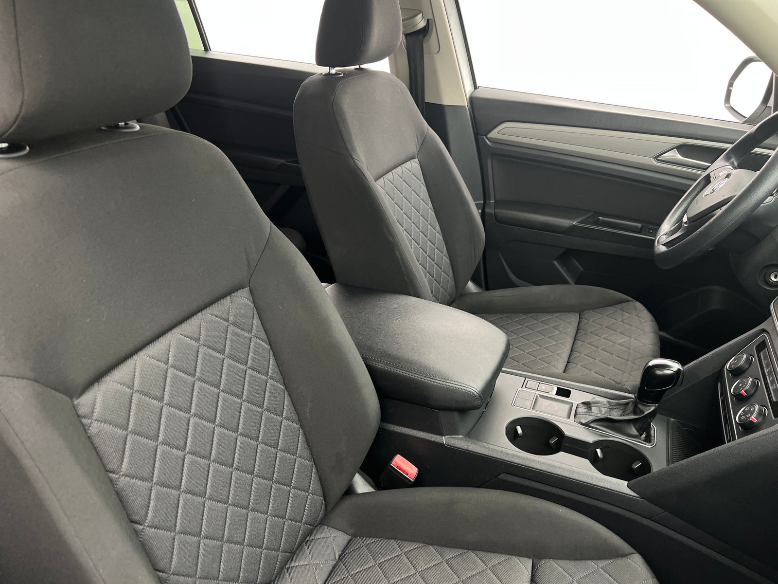 Thumbnail: 2019 Volkswagen Atlas - 2