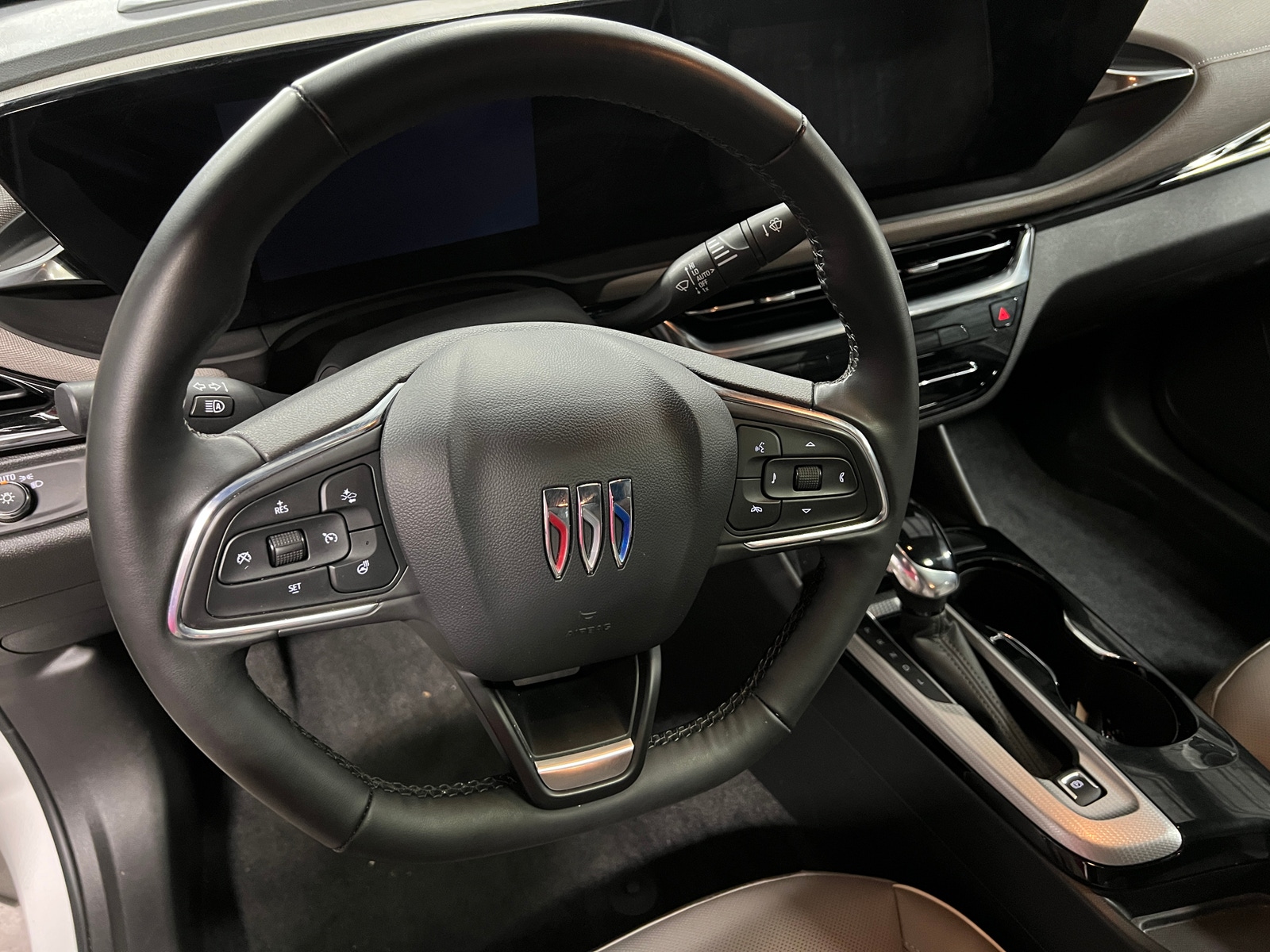 Thumbnail: 2024 Buick Envista - 4