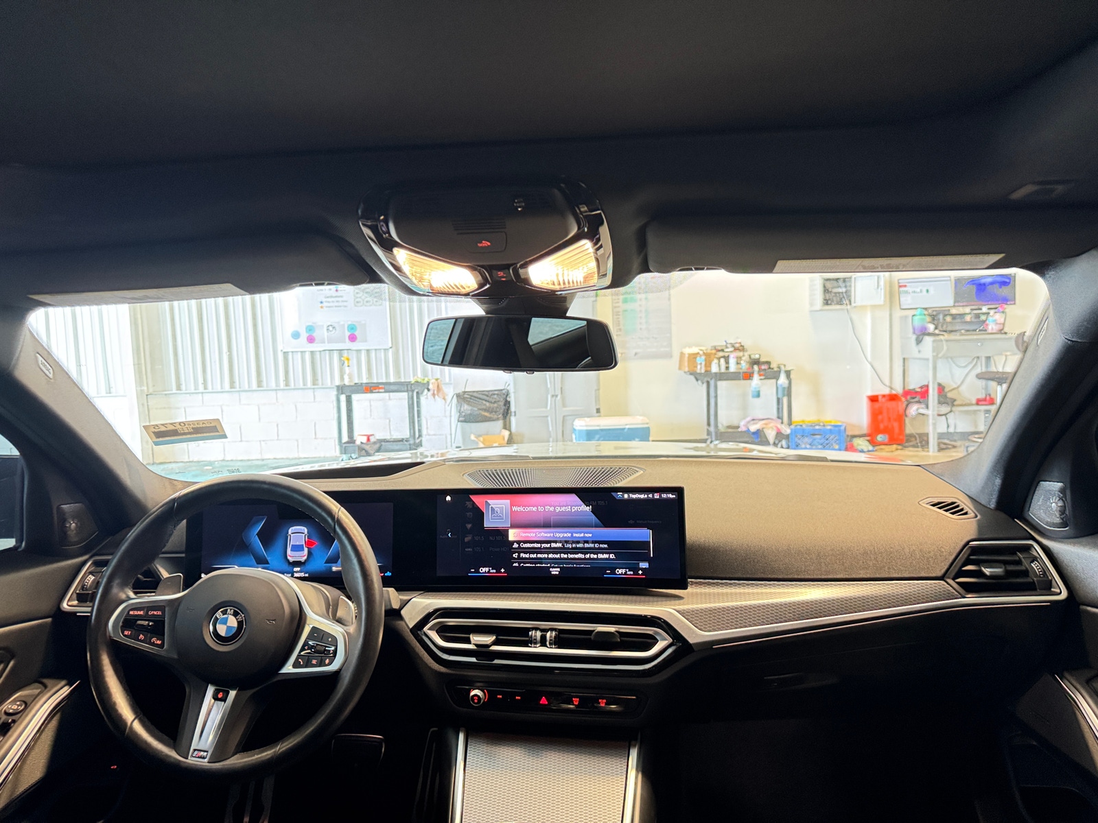 Thumbnail: 2024 BMW 3 Series - 2
