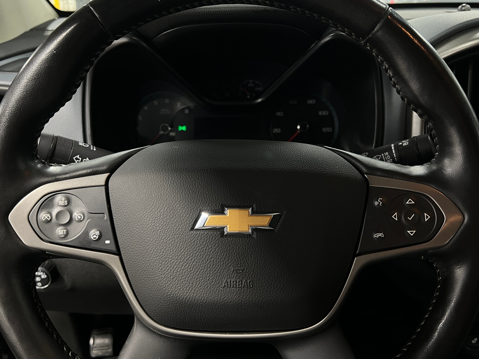 Thumbnail: 2021 Chevrolet Colorado - 4